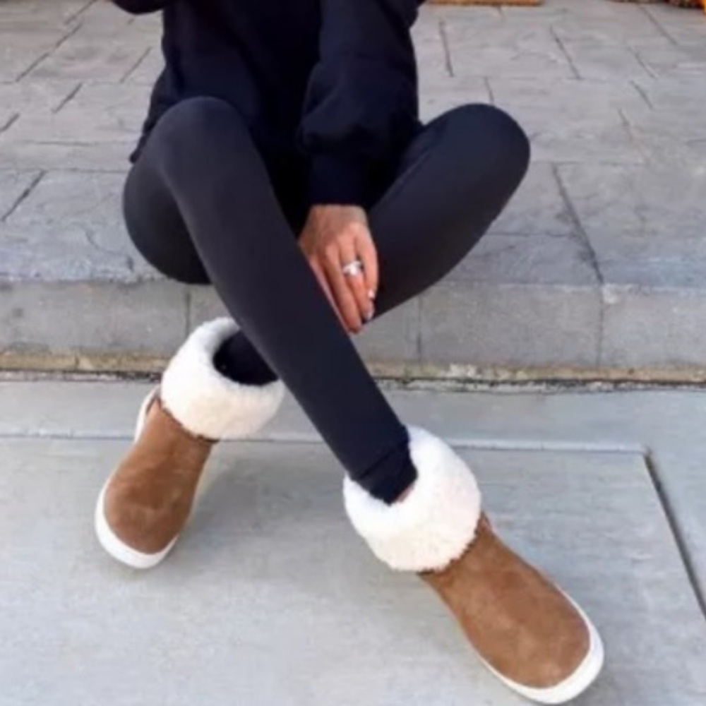 UGG Mika Sneaker Boots Brown Size 8